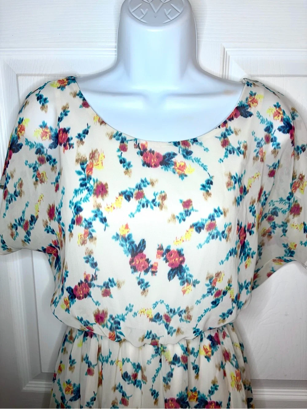 LUSH Multi Floral Backless Chiffon Dress Faux Wrap Back Ivory Cream Size S